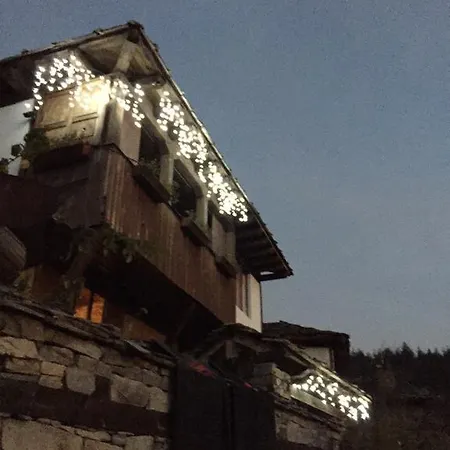Lazovata House