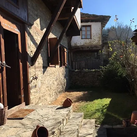 Lazovata House