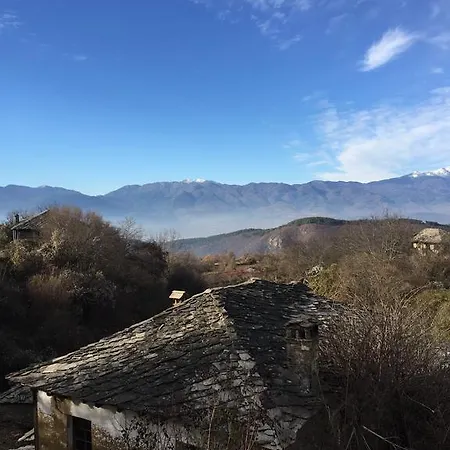 Konukevi Lazovata House Leshten